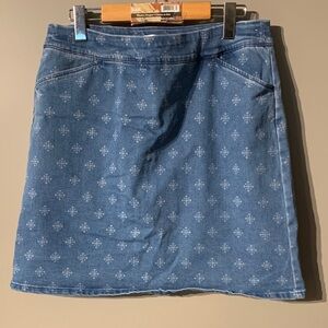 Northern Reflections 
Vintage 90s Denim Skirt with Built-In Shorts